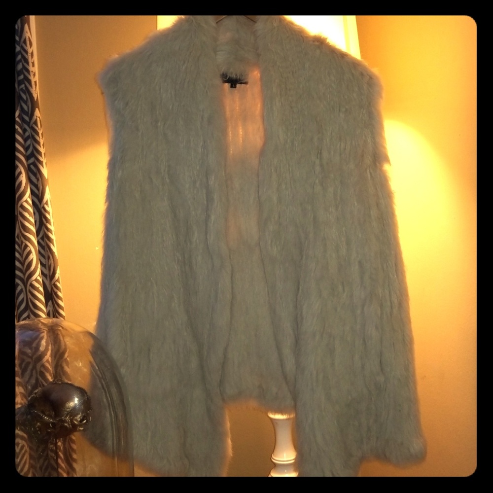 Large rabbit vest Brand June